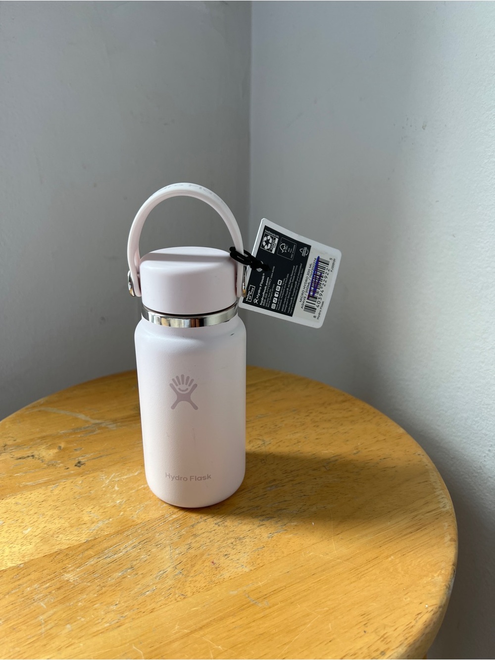 BRAND NEW TAG Hydro Flash Micro Cloud Pink 6.7 oz Insulated Micro Hydro Bottle